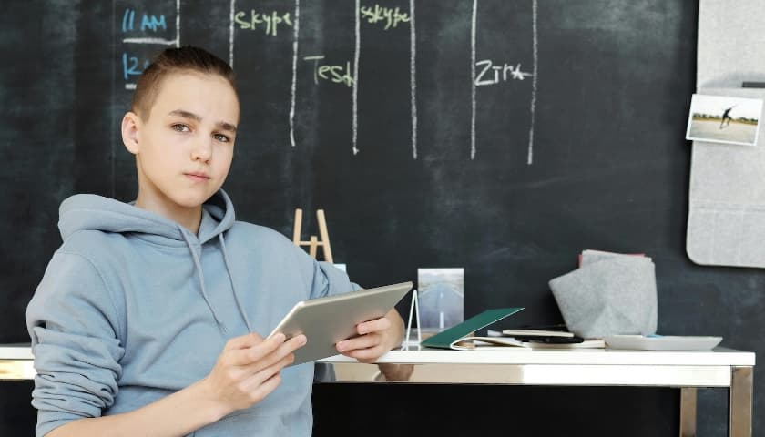 child with tablet